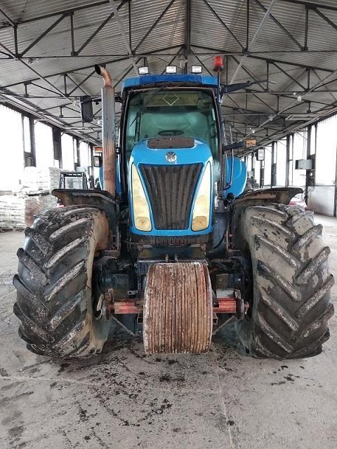 NEW-HOLLAND-T8040