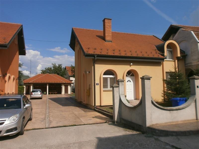Moderna-kuća-237m2-u-Sremskoj-Kamenici