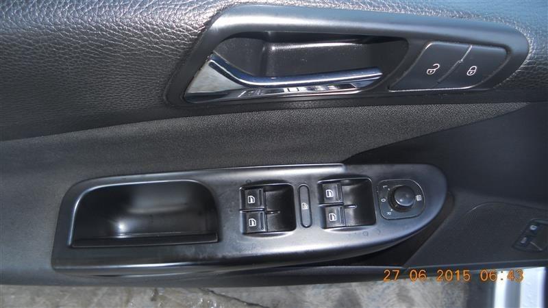 VW-Passat--07