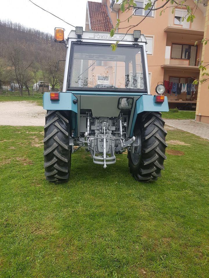 Na---prodaju-traktor-rakovica