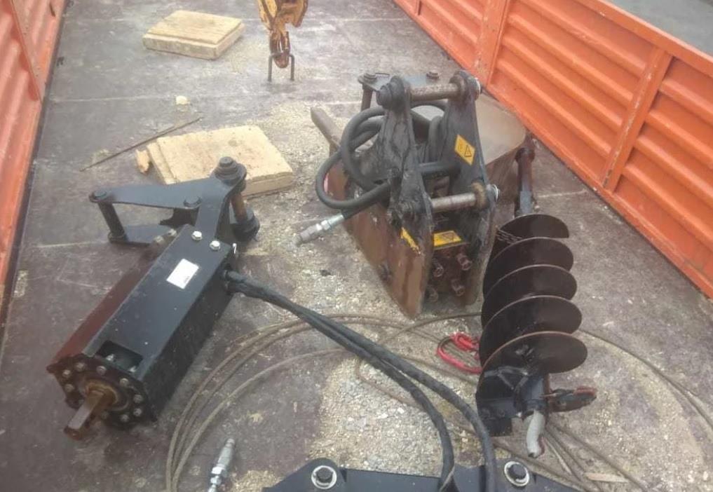 JCB-4-CX-