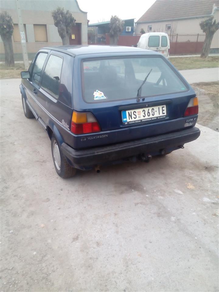 VW-Golf-2