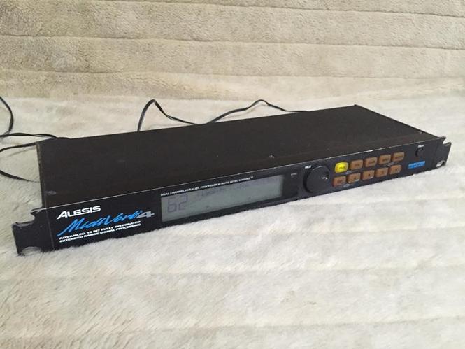 Alesis midiverb 4