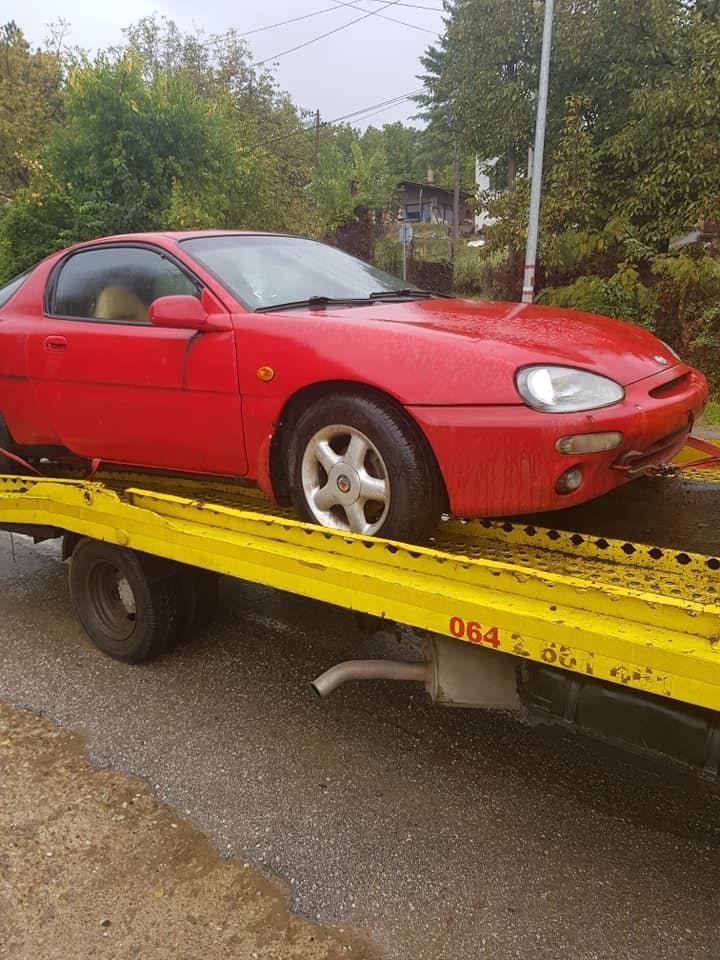 Mazda-1-6ben-stranac