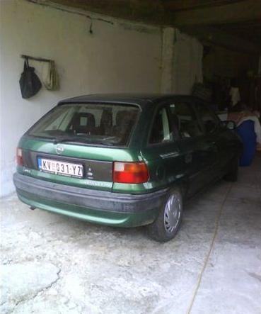 Opel-Astra-A--95