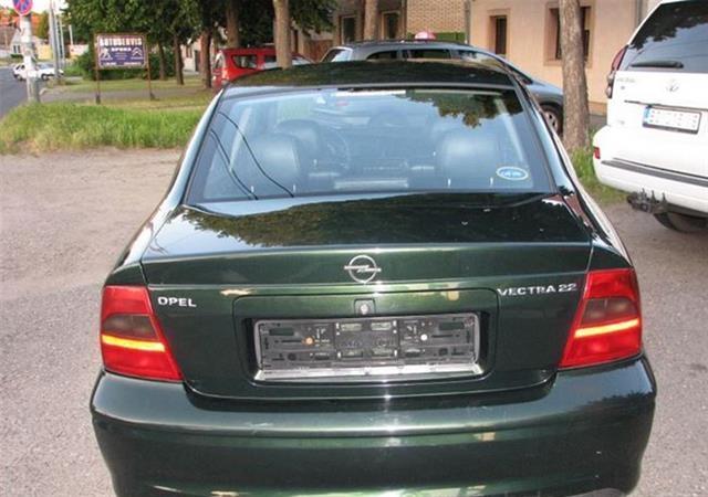 Opel-Vectra-cdx--01--