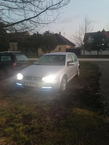 VW Golf 4