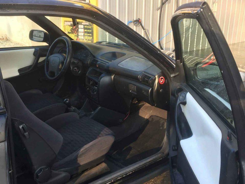 Opel-astra-f