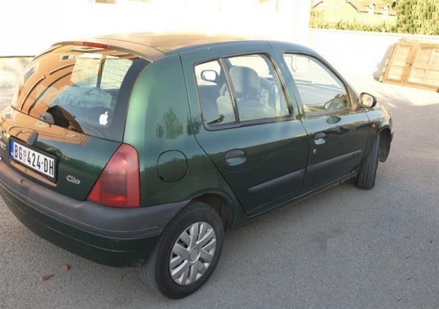 Renault Clio 1.4 benzin -98  