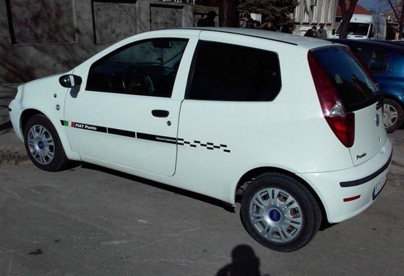 Fiat-Punto-1-3-multijet--06