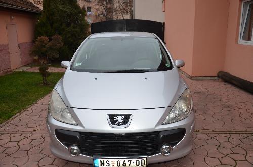 Peugeot 307 1.6i -06