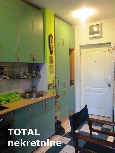 Uknjizen-cetvorosoban-duplex-stan-