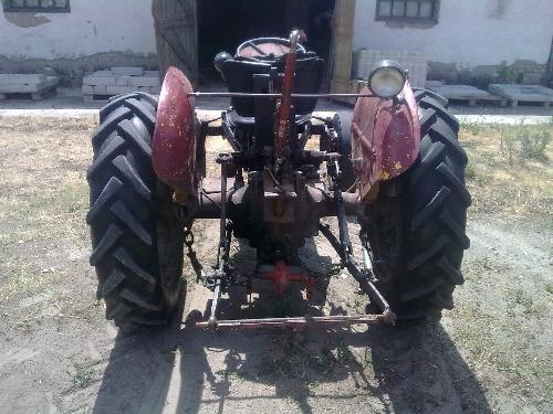 Traktor-IMT