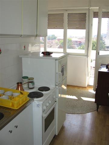 Izdajem jednosoban stan 31m2 