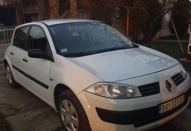 Renault-Megane-1-5-DCi--05