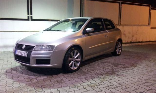 Fiat-Stilo-1-6-16V--02