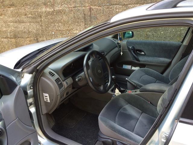 Renault-Laguna-karavan--01