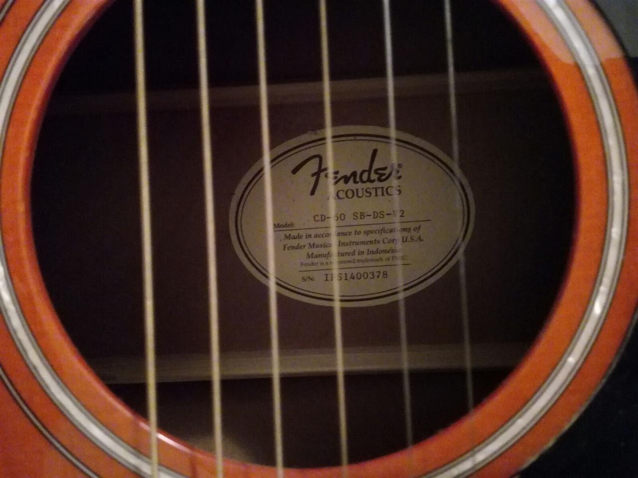 Akusticna-gitara-Fender