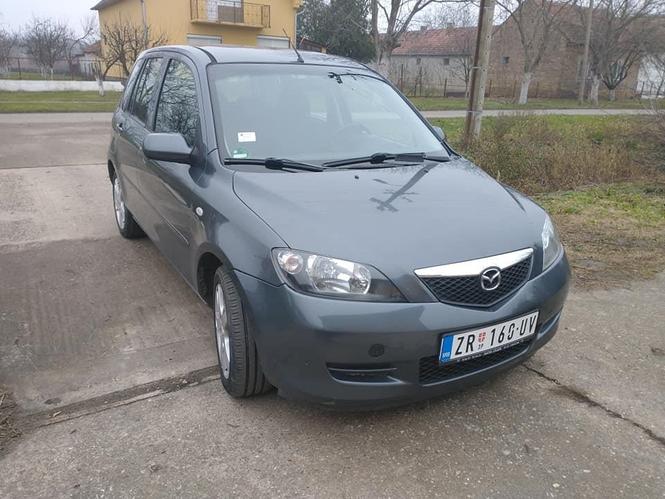 Mazda2