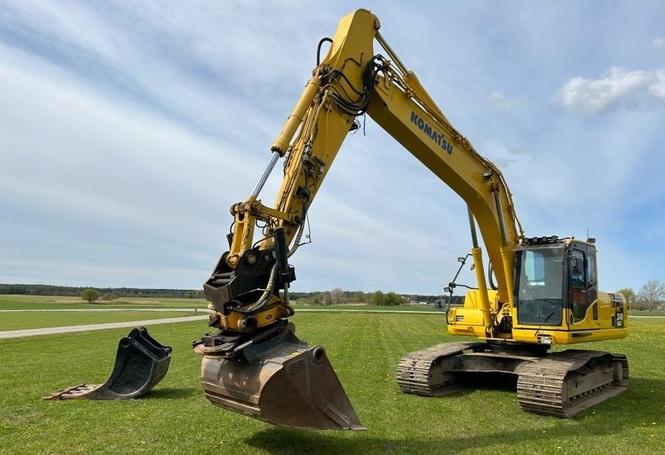 2006 Komatsu PC 240