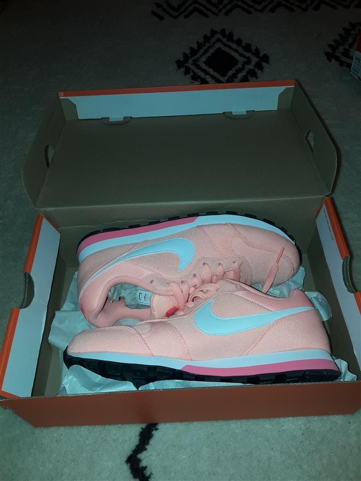 Nike-MD-runner-2-patike