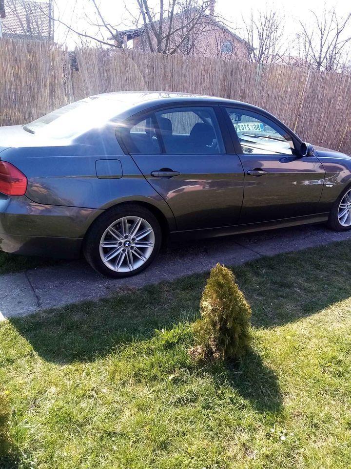 Bmw-e90-2005god