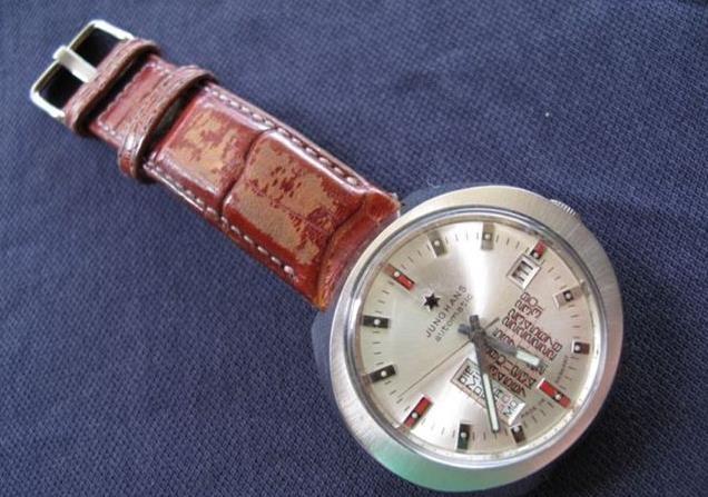 Junghaus calendar automatic Retro
