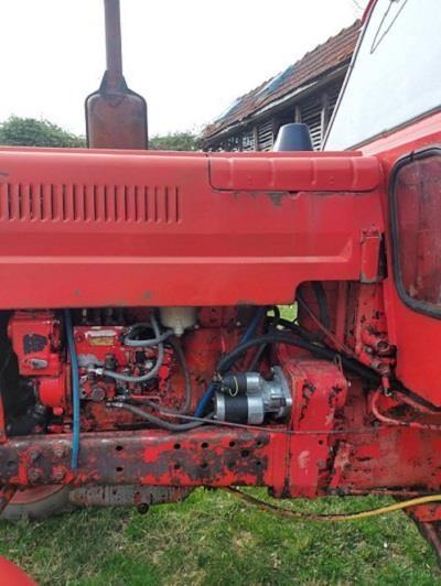 Traktor-Mtz-82