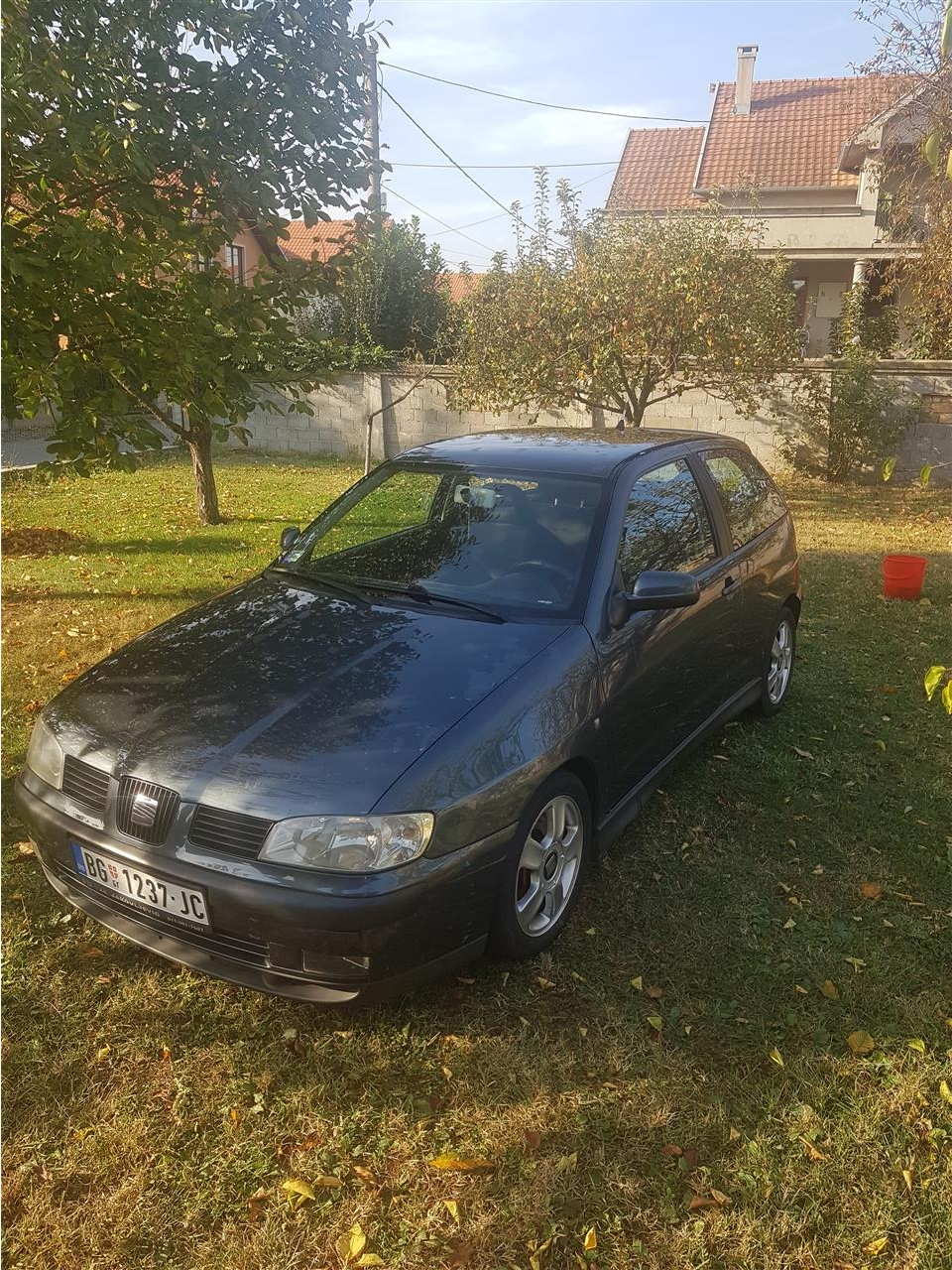 Seat-Ibiza-1-9-tdi