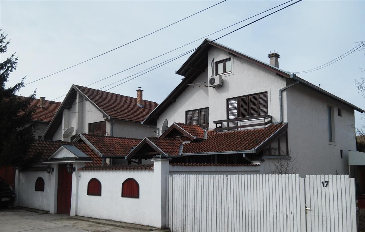Kuca-u-Backom-Jarku