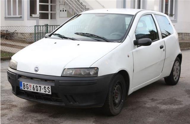 Fiat-Punto--02--