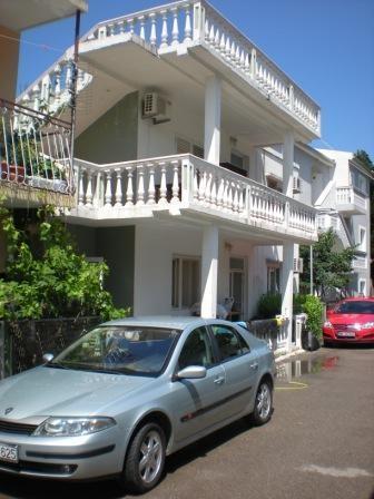 Sutomre Apartmani Sobe