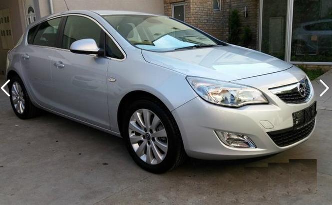 Opel Astra J 1.7 cdti cosmo -10 