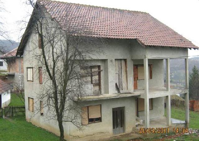 Kuca 250m2 u Valjevo, Deguric