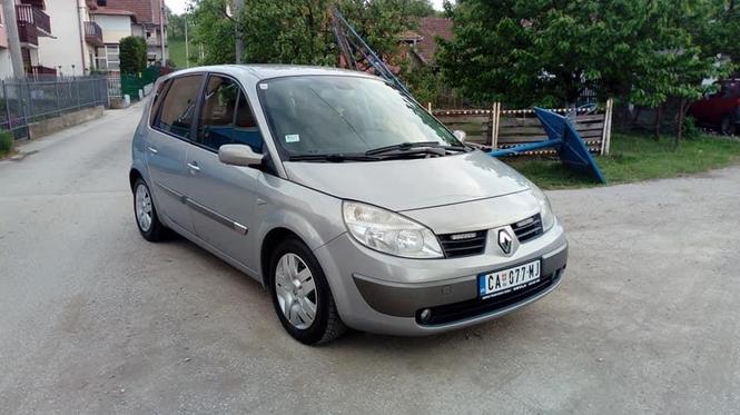 RENAULT SCENIC