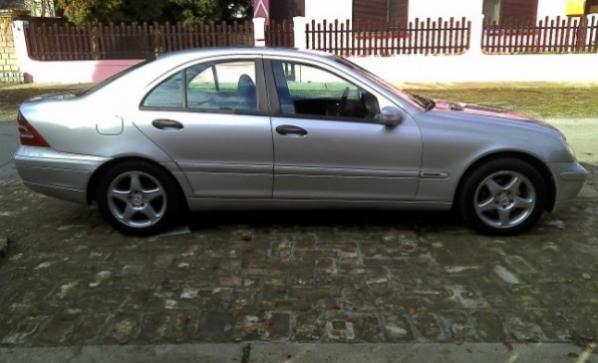 Mercedes-C-220-cdi--01