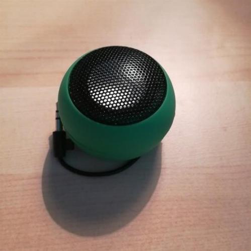 Bluetooth zvucnik 
