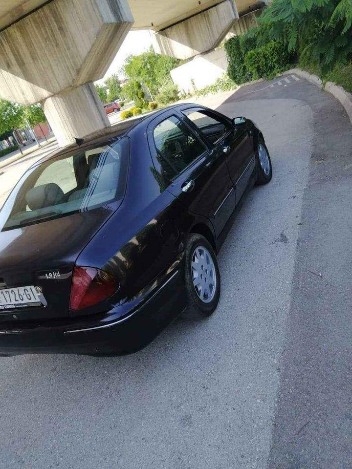 Lancia-Lybra
