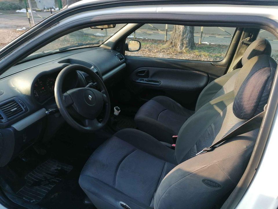 Clio-2-5-tdci