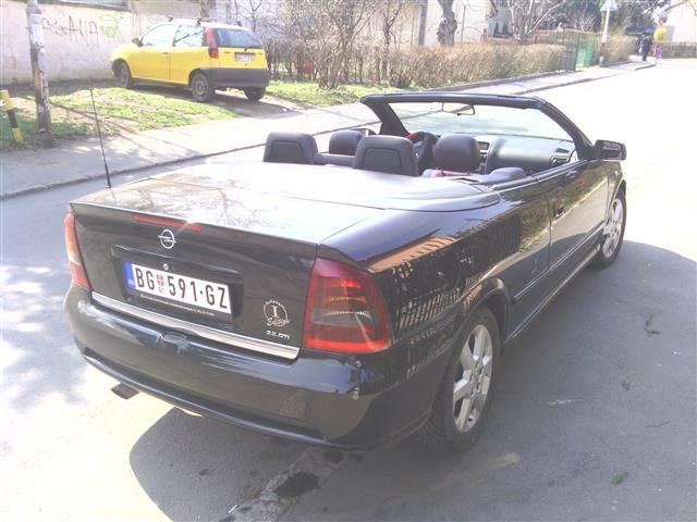OPEL-ASTRA-2-2-DTI