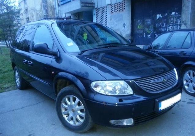Chrysler-Voyager-2-5-CRDI--02