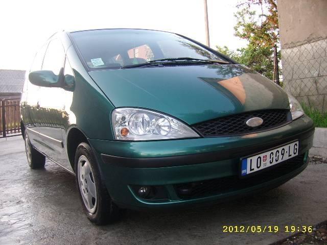 Ford-Galaxy--01