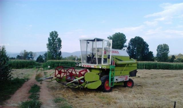 Claas dominator 38
