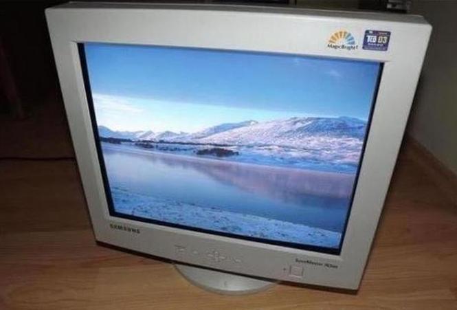 CTR Samsung SyncMaster 763MB 17