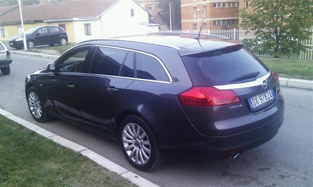 Opel Insignia -10