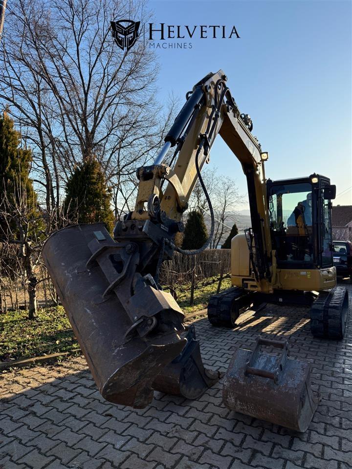 CAT-305E2