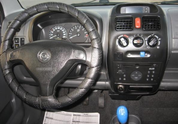 Opel-Agila-1-2-16v-klima--01
