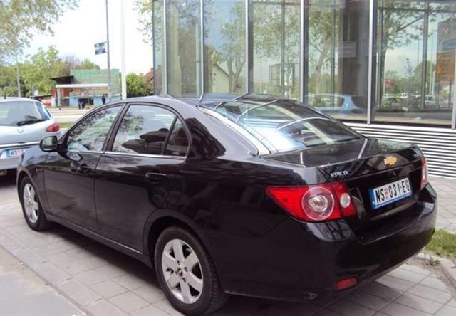 Chevrolet-Epica-2-0--07