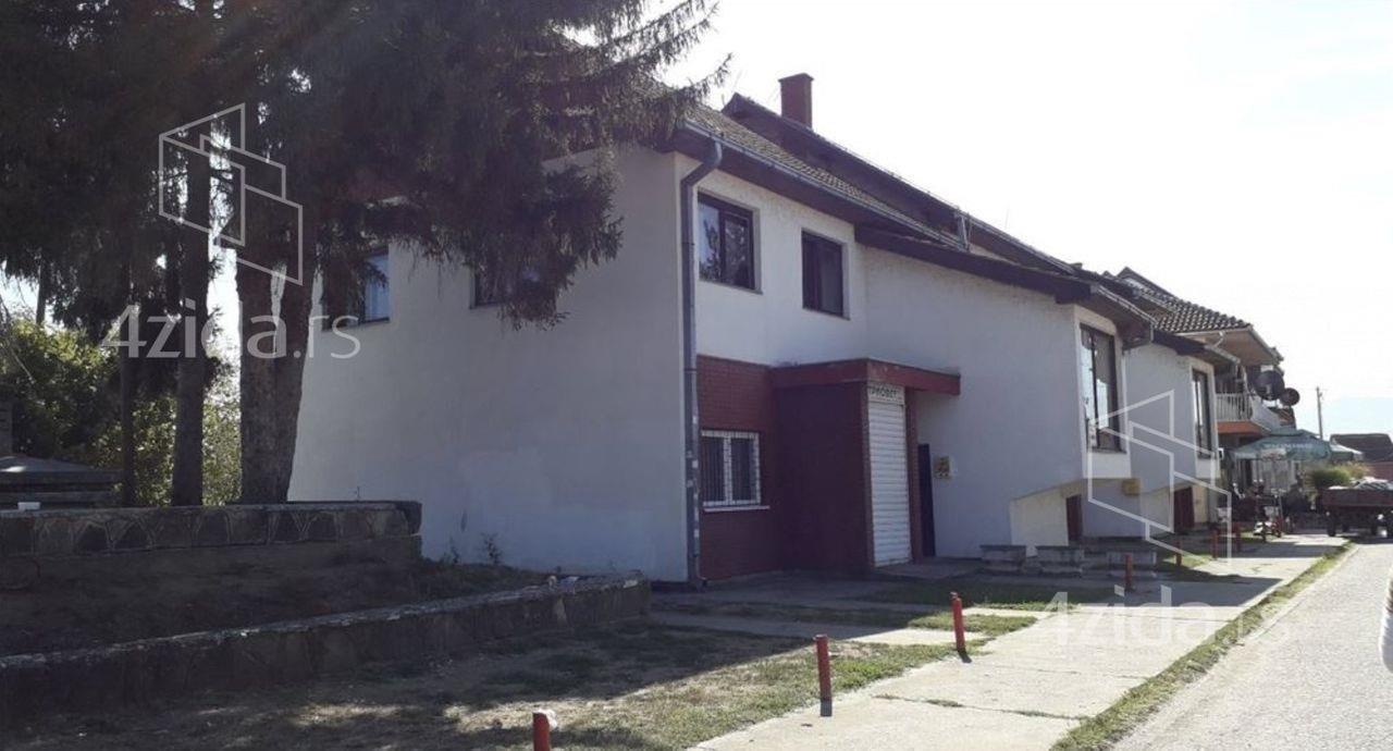 Prodajem-plac-u-CENTRU-Mrsaca-Kraljevo