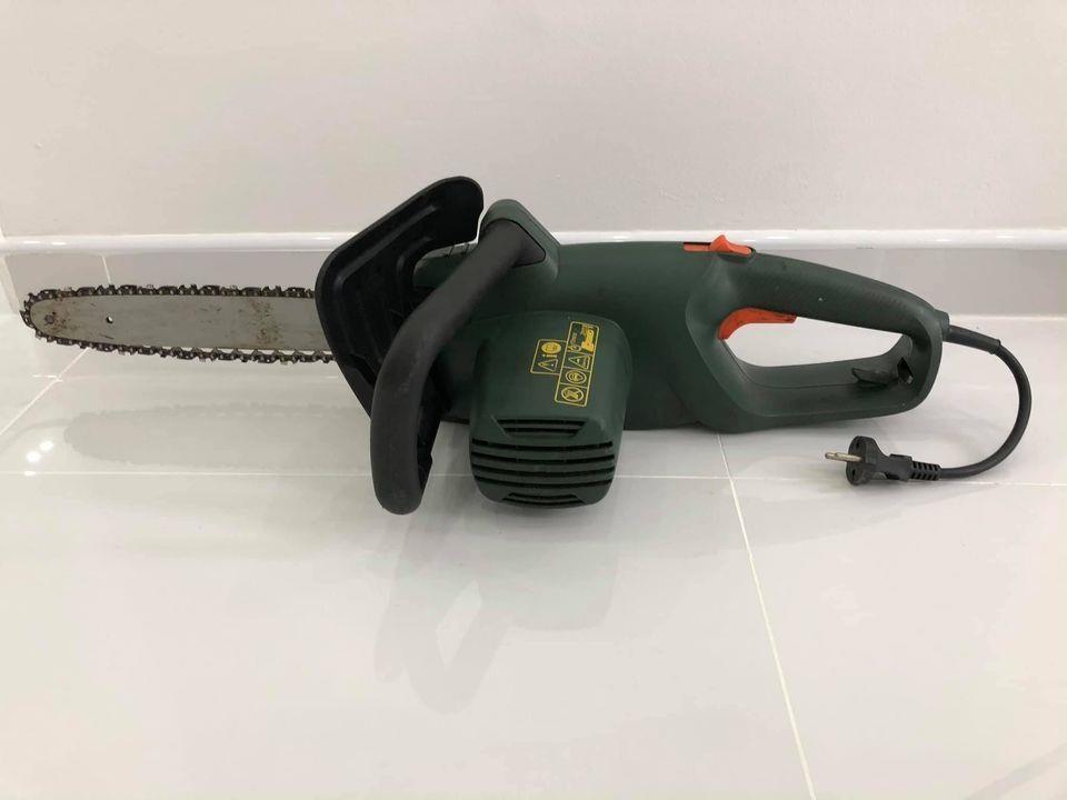 Black-and-Decker-Elektricna-Testera